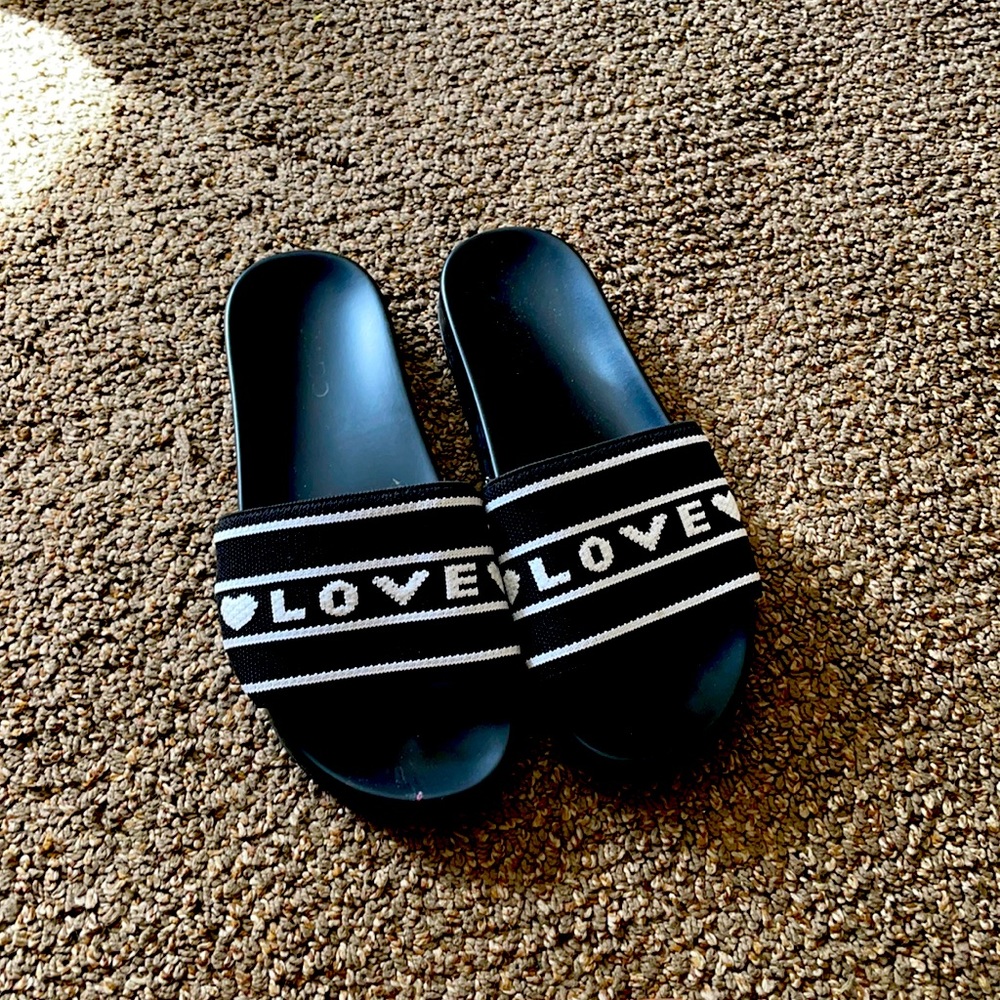 Slippers